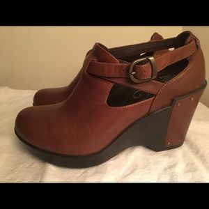 Dansko women's shoes size 36 brown leather